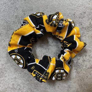 Boston Bruin Scrunchies, see more fabrics on page
